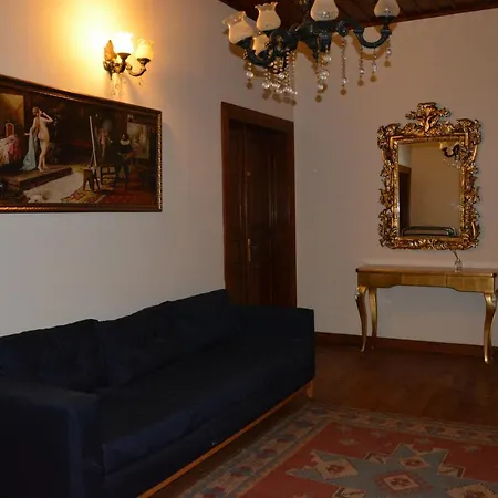 Hostel Odile Konak Αττάλεια